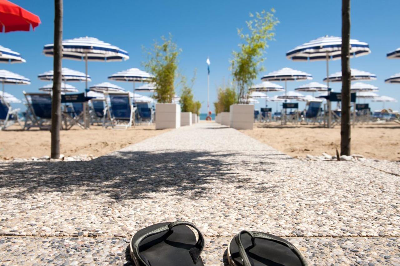 Hotel Parco Delle Rose Silvi Marina Kültér fotó