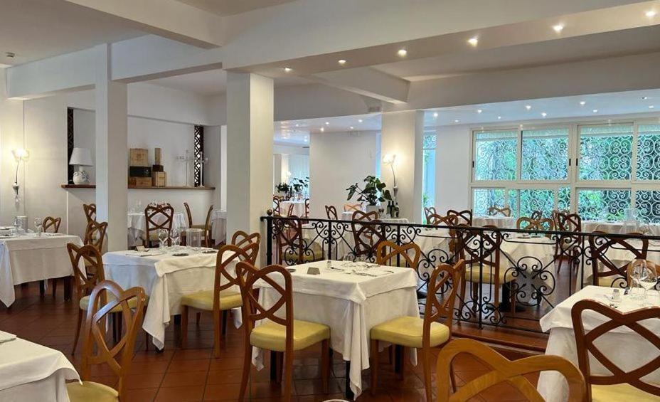Hotel Parco Delle Rose Silvi Marina Kültér fotó