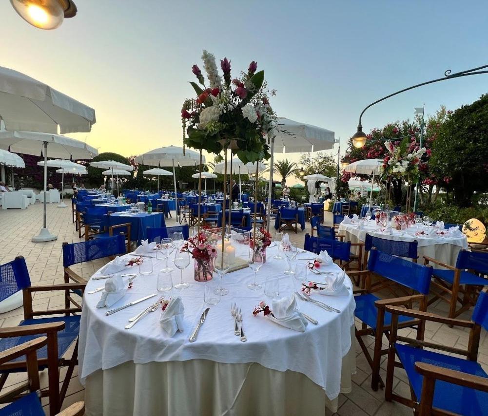 Hotel Parco Delle Rose Silvi Marina Kültér fotó