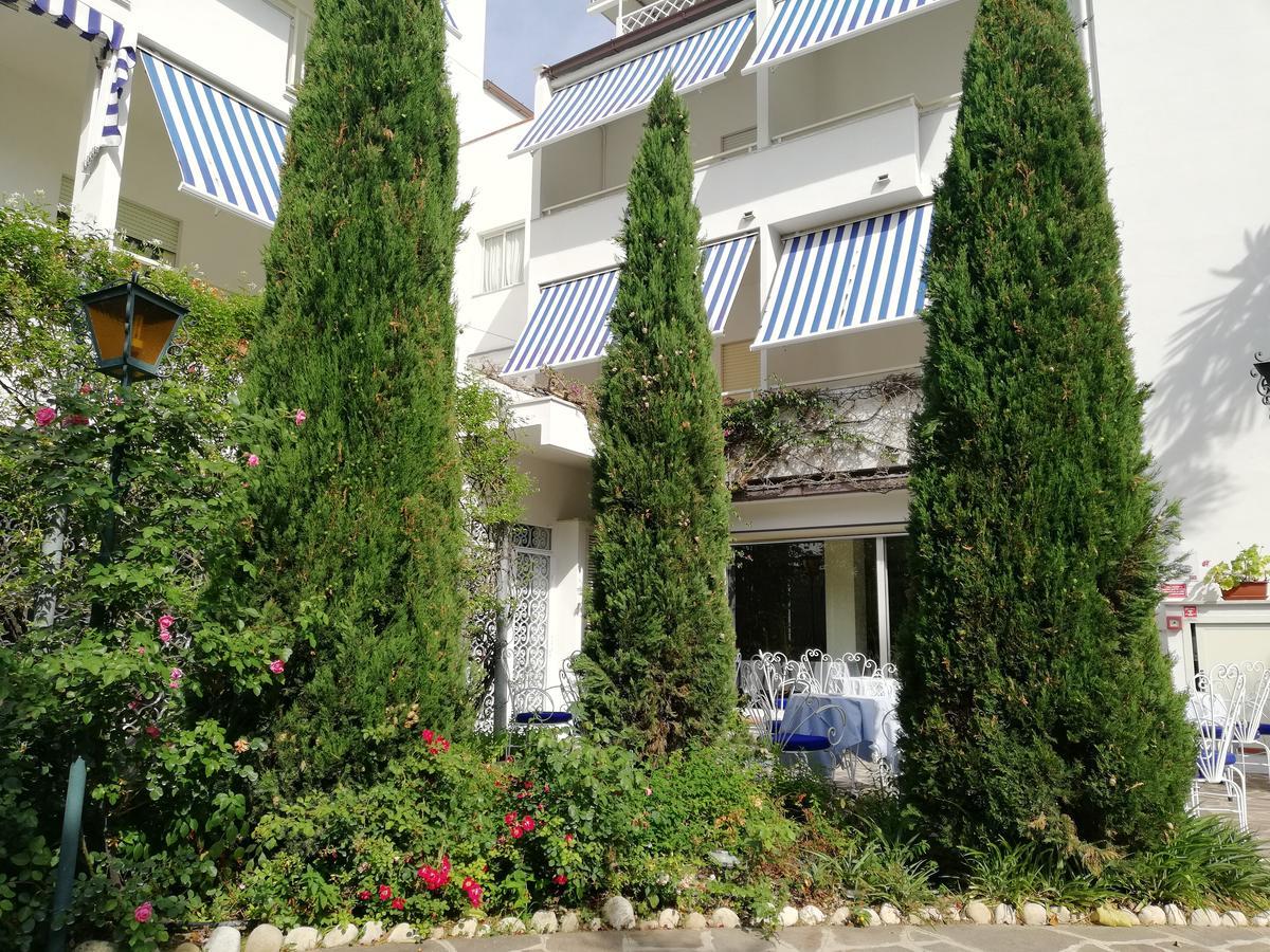 Hotel Parco Delle Rose Silvi Marina Kültér fotó
