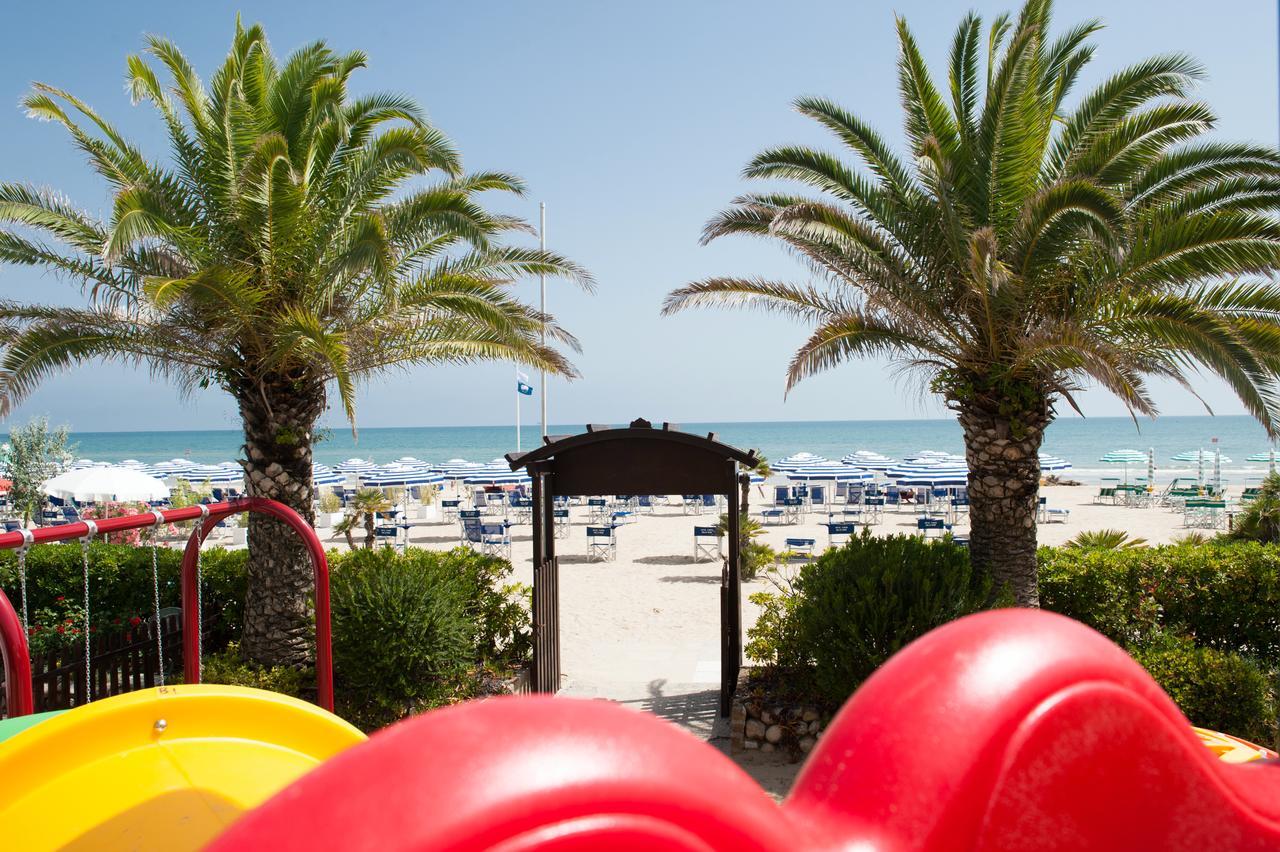 Hotel Parco Delle Rose Silvi Marina Kültér fotó